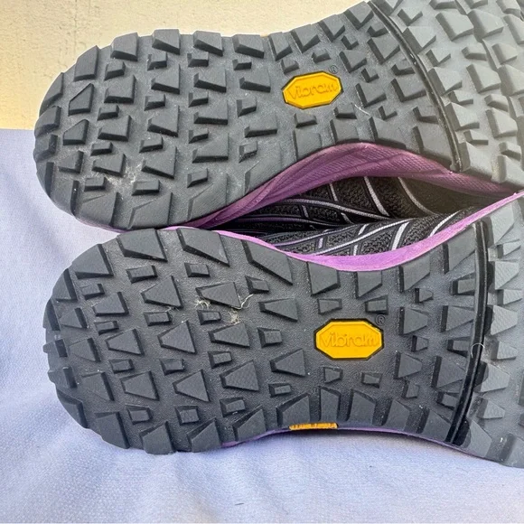 MERRELL Bare Access Trail - Size 7 - Picture 11 of 12